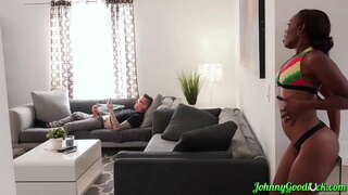 Sexe Interracial Avec Mignon Ébène Babe