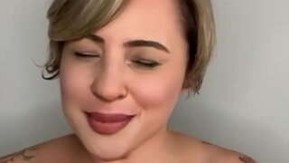 Sidas en la rondiro de la edzo