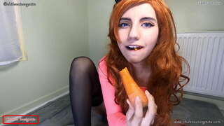 Cwningen fucks ei moron yna ei fwyta