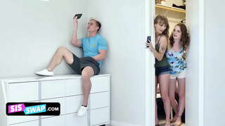 Siswap - Lusty Stepsisters چال ان کے بڑے Stepbros اور آخر سوفی پر ان کے