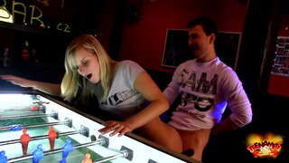 Agata.Pública.Anal.Sexo.En.A.Vídeo.Xogo.Cuarto.TeenAmite2011.FullHD iyutero.com