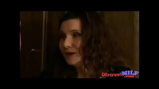 ���ींग का बना सेक्सी पत्नी