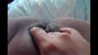 אַז געטלעך מאָונז דזשערקינג אַוועק אויף מיין נאמען.