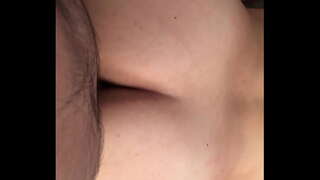 מאַן טאָכעס טאָכעס פרוי מאָונינג