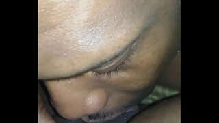 Quedando a miña buceta lambeu