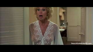 Leslie Easterbrook en Complejo Privado, 1986