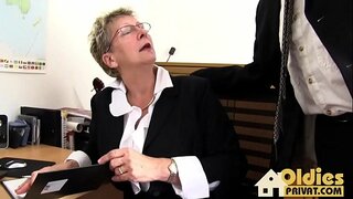 Секс втроем эшендә