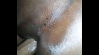 Anālais grūti slapjš