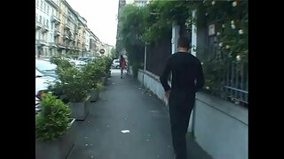 Soția mea pentru plăcerea dumneavoastră