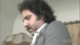 ���ອັງກິດແມ່ຍິງມີພາຍໃນ