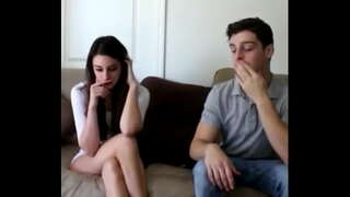 Ƹ�泉シーンを密かに記録された。 時の彼は単身パートナーに更衣室