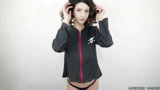 چوچی فحش ظاہر (مفت مکمل ویڈیو) - AmedeeVause