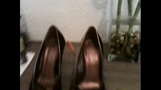 Кончаю ба туфли ман ҳамҳуҷра 01