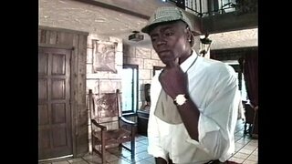 مترو - شيرلوك هومي المشهد 4 - استخراج 1