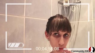 Mahos dosente a skonde e kuater di baño di dede riba nan mes mescos