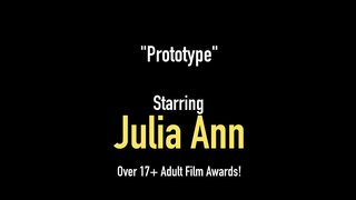 ���ॉक्टर मुर्गा जूलिया ऐन और जेसिका Jaymes सामान उनके समझदार पैंट मुंह में एक कठिन डिक के साथ, यह अपने गर्म मुंह पाने के लिए अपने सह! पूरा वीडियो और जूलिया Live @ JuliaAnnLive.com!