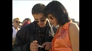 Princese, Miesassargi, un Strip-Teaser